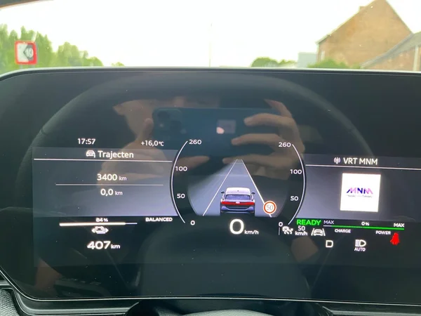 AUDI A6 Avant e-tron (2025) — foto 6 van 23