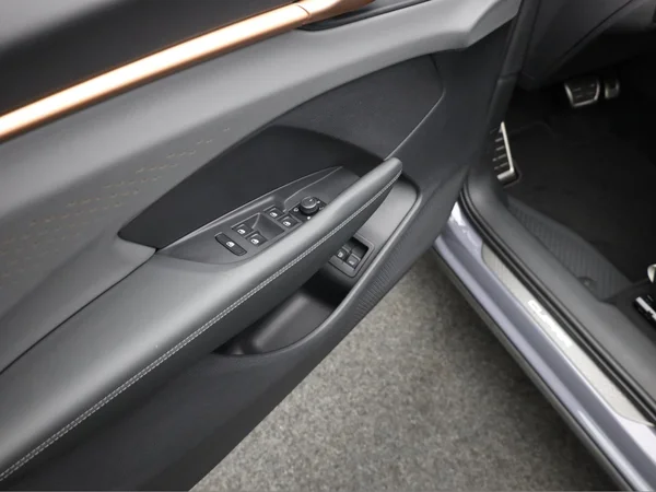 CUPRA Terramar e-Hybrid (PHEV) (2025) — foto 6 van 24