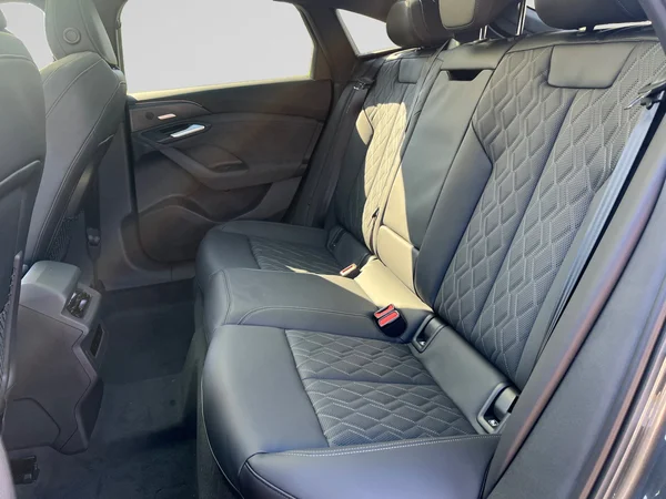 AUDI A6 Sportback e-tron (2026) — foto 8 van 24