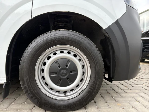 VOLKSWAGEN Transporter T7 28 Fou Lwb Dsl (2026) — foto 17 van 24