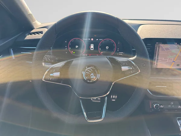 SKODA Scala (2025) — foto 3 van 21