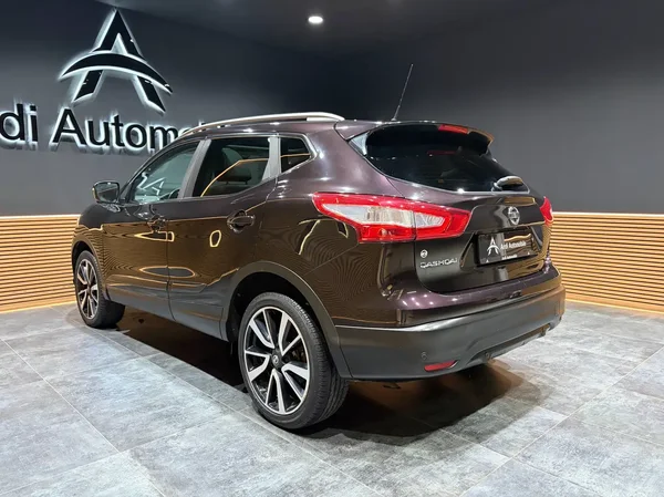 Nissan Qashqai (2017) — foto 22 van 25