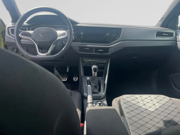 VOLKSWAGEN Taigo (2025) — foto 3 van 24