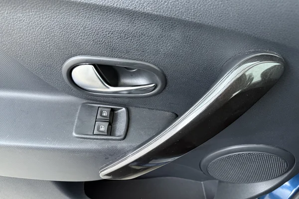 Dacia Sandero (2018) — foto 5 van 22