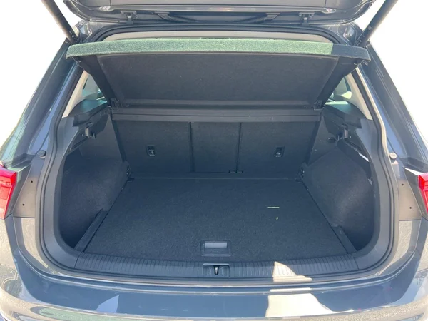 VOLKSWAGEN Tiguan (2022) — foto 6 van 18