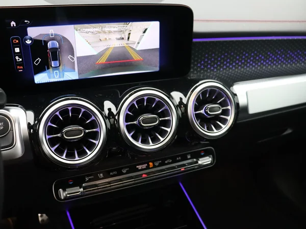 Mercedes-Benz EQB (2026) — foto 11 van 29