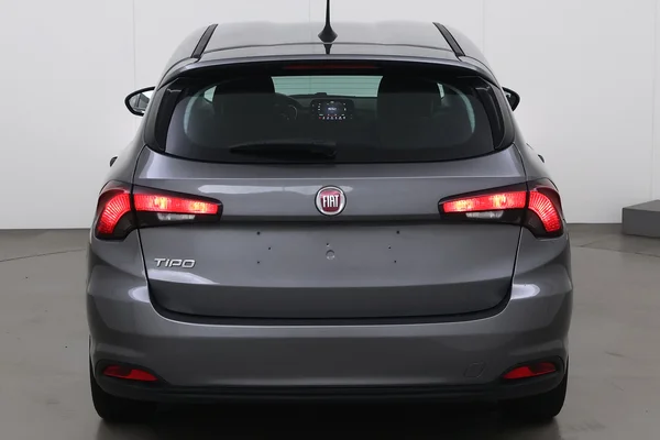 Fiat Tipo SW Cross (2023) — foto 11 van 16