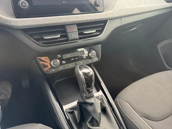 SKODA Kamiq (2024) — foto 14 van 15