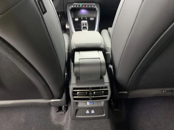 Audi A3 Sportback PHEV (2026) — foto 16 van 28