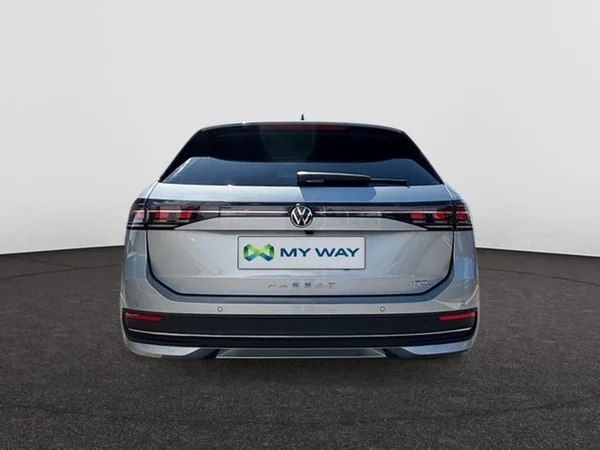 VOLKSWAGEN Passat SW (2025) — foto 5 van 25