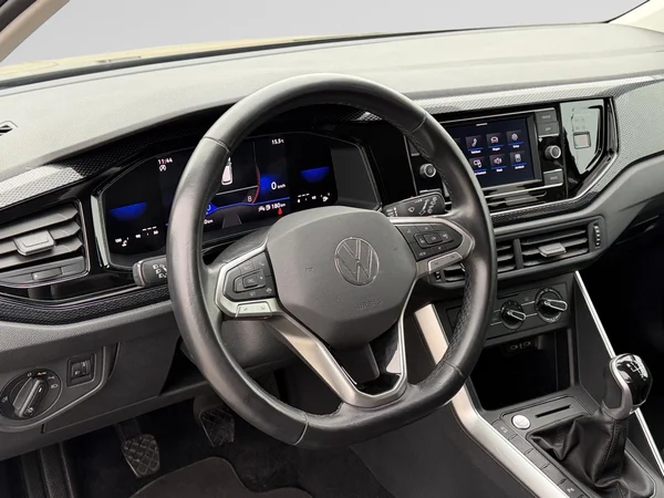 VOLKSWAGEN Taigo (2024) — foto 16 van 18