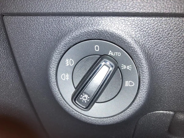 SKODA Karoq (2022) — foto 19 van 36