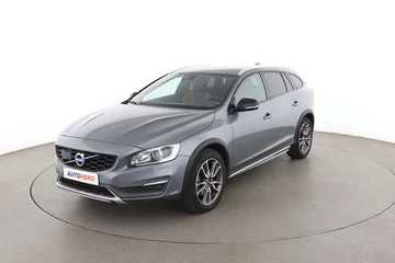 Volvo V60 a3435a02-5967-401f-b567-8cdc75d59ea2