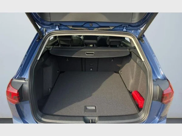 Volkswagen Golf VII SW (2026) — foto 17 van 24