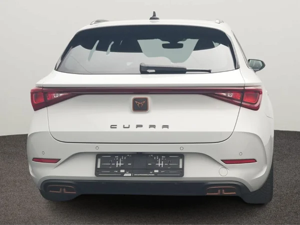 CUPRA Leon ST (2024) — foto 7 van 10