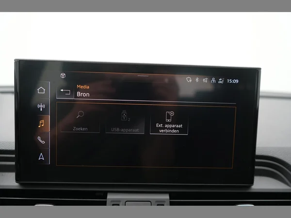 AUDI Q5 PHEV (2022) — foto 17 van 30