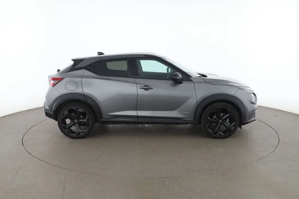 Nissan Juke (2022) — foto 13 van 16