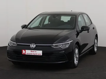 VOLKSWAGEN Golf (2024)
