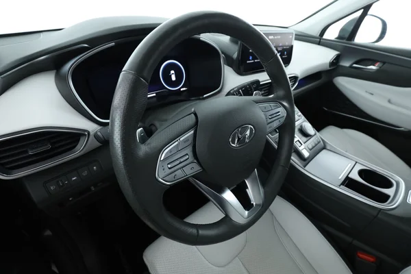 Hyundai Santa Fe (2024) — foto 2 van 16