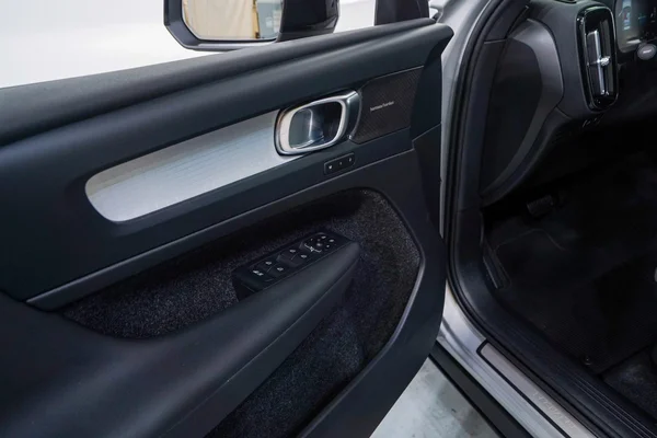Volvo XC40 PHEV (2022) — foto 10 van 42