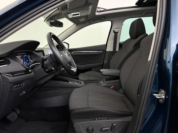 SKODA Octavia (2022) — foto 2 van 33
