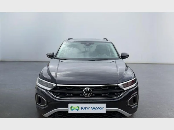 Volkswagen T-Roc (2023) — foto 12 van 23