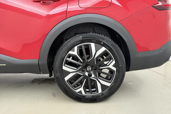Citroen C4 X (2025) — foto 13 van 16