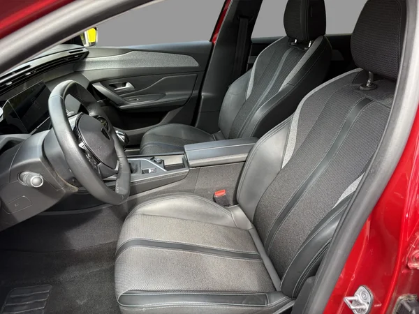 Peugeot 308 (2022) — foto 6 van 21