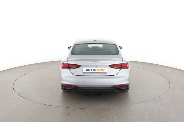 Audi A5 (2020) — foto 11 van 16
