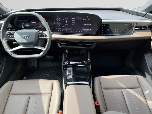 AUDI A6 Sportback e-tron (2025) — foto 3 van 16