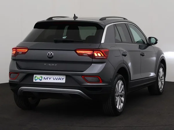 VOLKSWAGEN T-Roc (2025) — foto 11 van 18