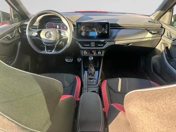 SKODA Kamiq (2021) — foto 5 van 35