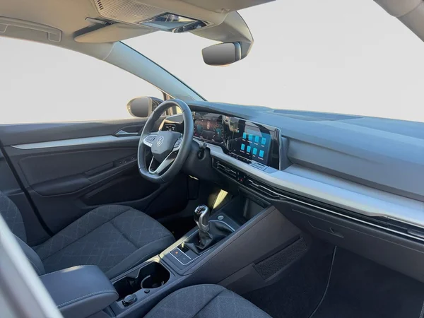VOLKSWAGEN Golf VIII (2024) — foto 10 van 16