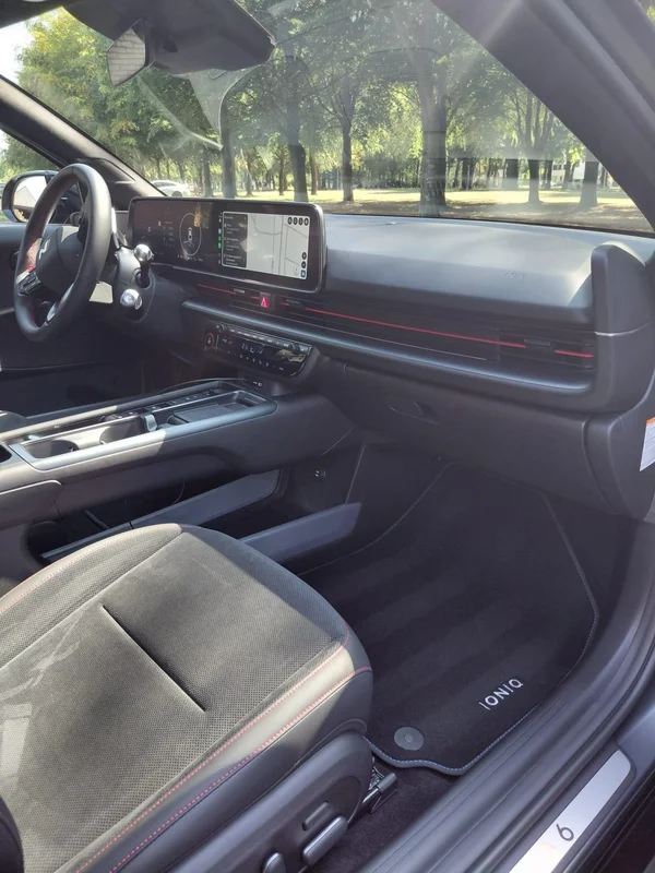 Hyundai IONIQ 6 (2026) — foto 12 van 13
