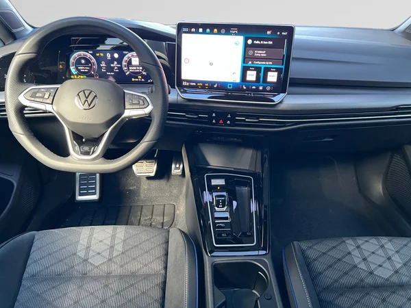VOLKSWAGEN Golf VIII (2026) — foto 13 van 16
