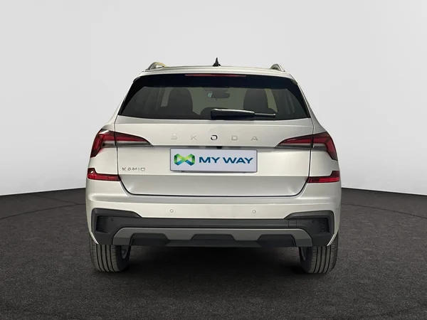 SKODA Kamiq (2025) — foto 9 van 14