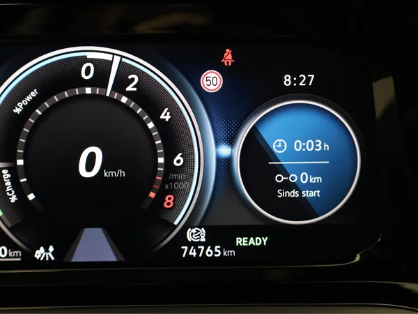VOLKSWAGEN Golf VIII (2024) — foto 8 van 20