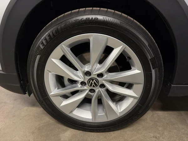 VOLKSWAGEN Taigo (2026) — foto 16 van 24