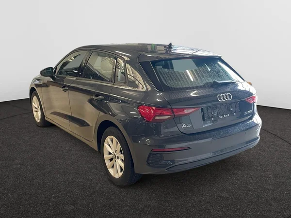 AUDI A3 Sportback (2021) — foto 2 van 21
