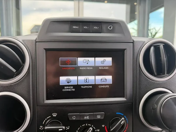 Citroen Berlingo (2018) — foto 6 van 23