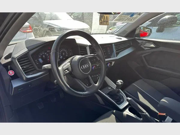 Audi A1 Sportback (2023) — foto 11 van 30