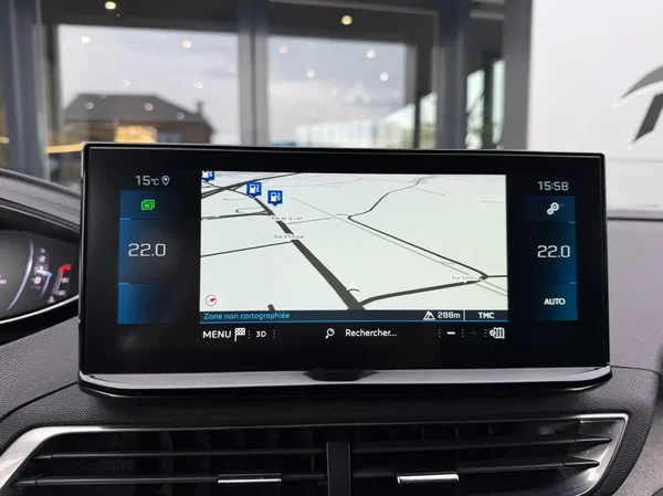 Peugeot 5008 (2021) — foto 6 van 29