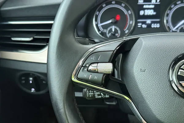 Skoda Scala (2021) — foto 6 van 20
