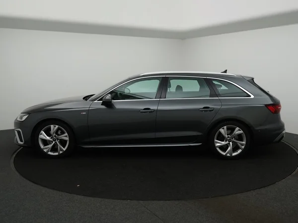 AUDI A4 Avant (2022) — foto 15 van 25