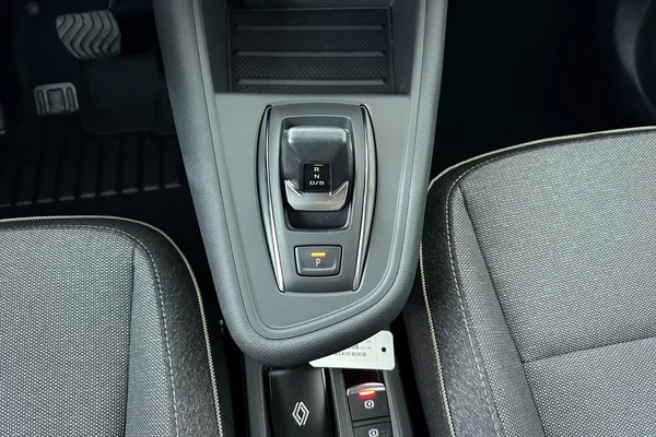 Renault Captur E-Tech (HEV) (2026) — foto 4 van 19
