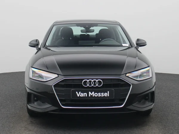 Audi A4 (2023) — foto 23 van 42
