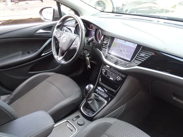 Opel Astra (2017) — foto 4 van 20
