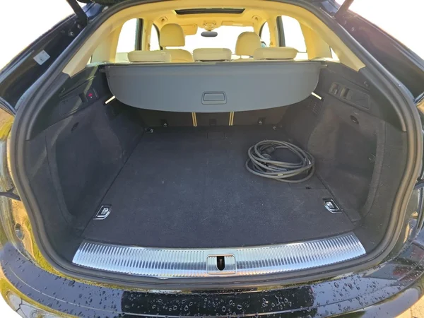 AUDI Q5 Sportback PHEV (2023) — foto 14 van 24