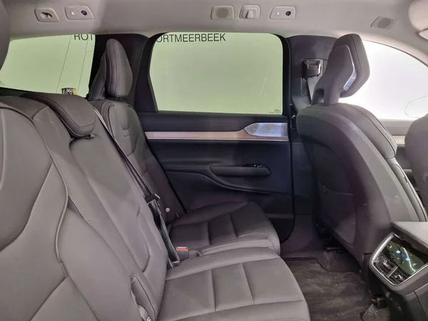 Volvo EX90 (2025) — foto 15 van 17