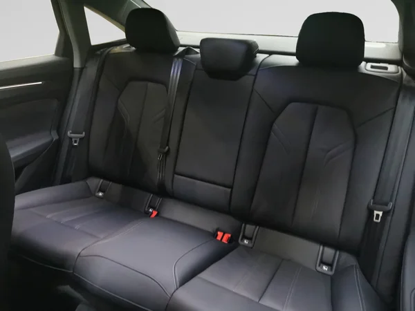 AUDI A6 e-hybrid (PHEV) (2025) — foto 2 van 16